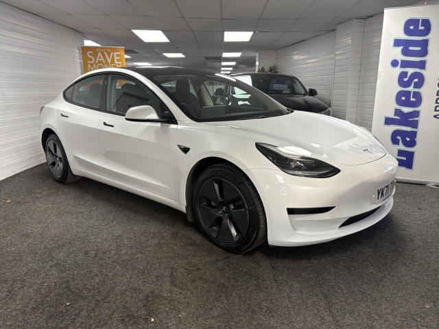 TESLA MODEL 3 Standard Range Plus (2021/71)
