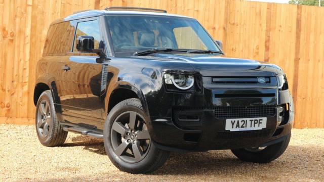 LAND ROVER DEFENDER 90