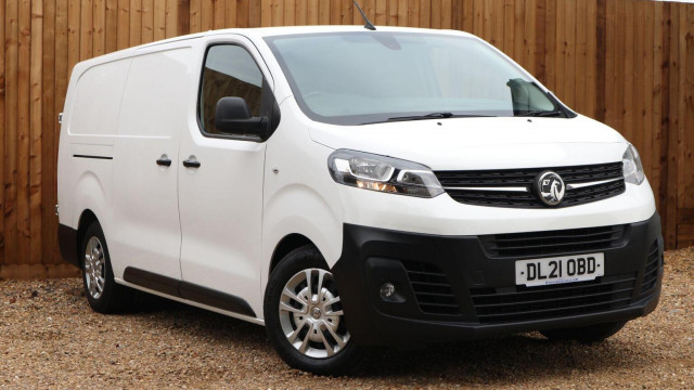 VAUXHALL VIVARO