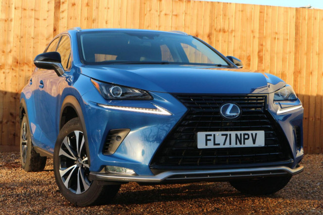 LEXUS NX