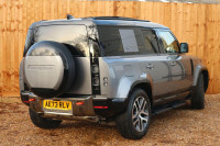 LAND ROVER DEFENDER 110