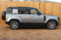 LAND ROVER DEFENDER 110