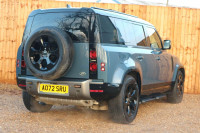 LAND ROVER DEFENDER 110