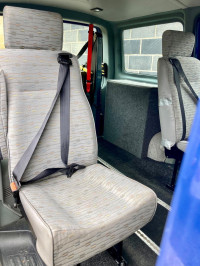 VOLKSWAGEN TRANSPORTER SHUTTLE