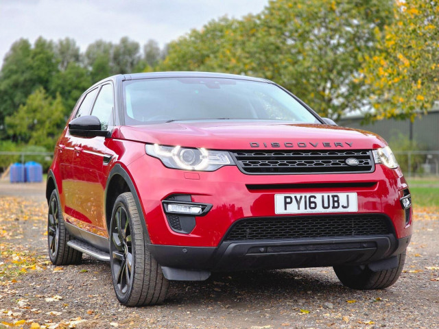 LAND ROVER DISCOVERY SPORT 2.0 TD4 HSE Black Auto 4WD Euro 6 (s/s) 5dr