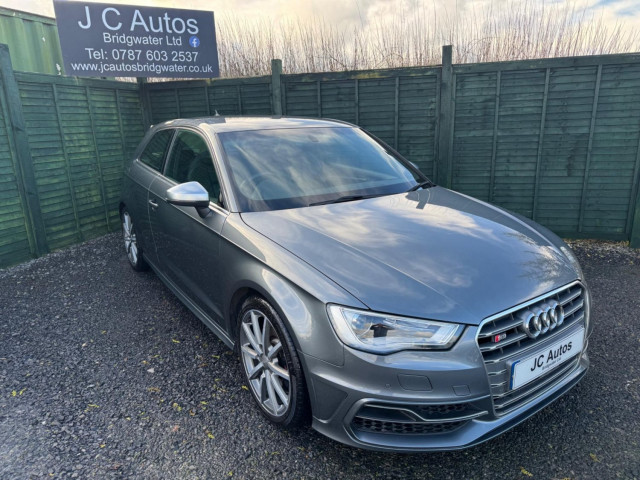 AUDI S3
