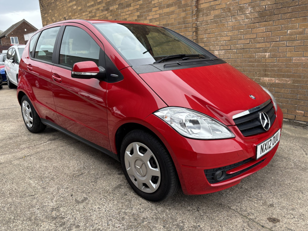 View MERCEDES-BENZ A CLASS 1.5 A160 BlueEfficiency Classic SE