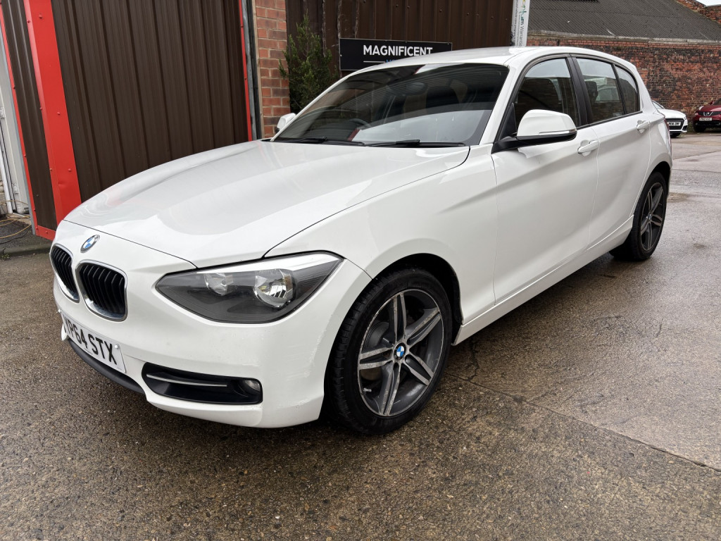 View BMW 1 SERIES 2.0 118d Sport 5-door