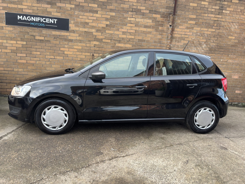 View VOLKSWAGEN POLO 1.2 S