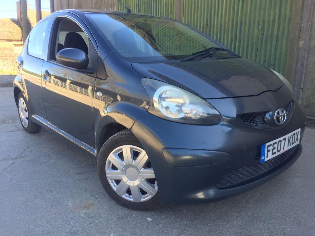 TOYOTA AYGO
