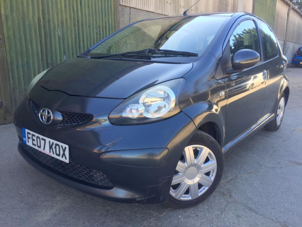 TOYOTA AYGO