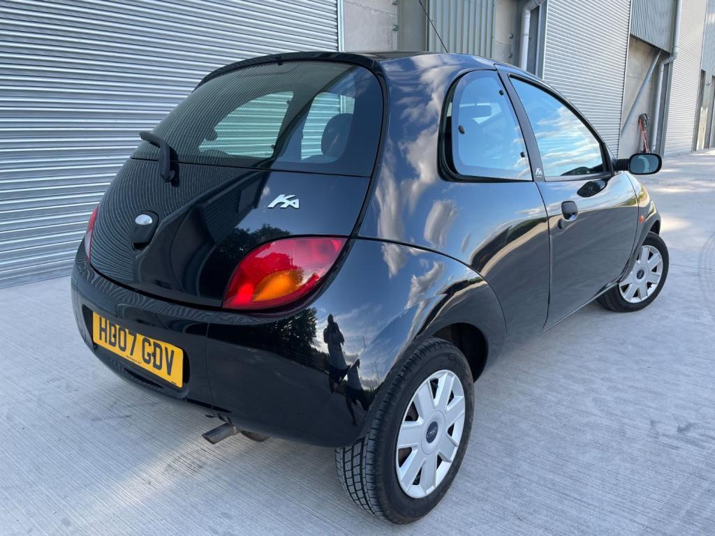 FORD KA