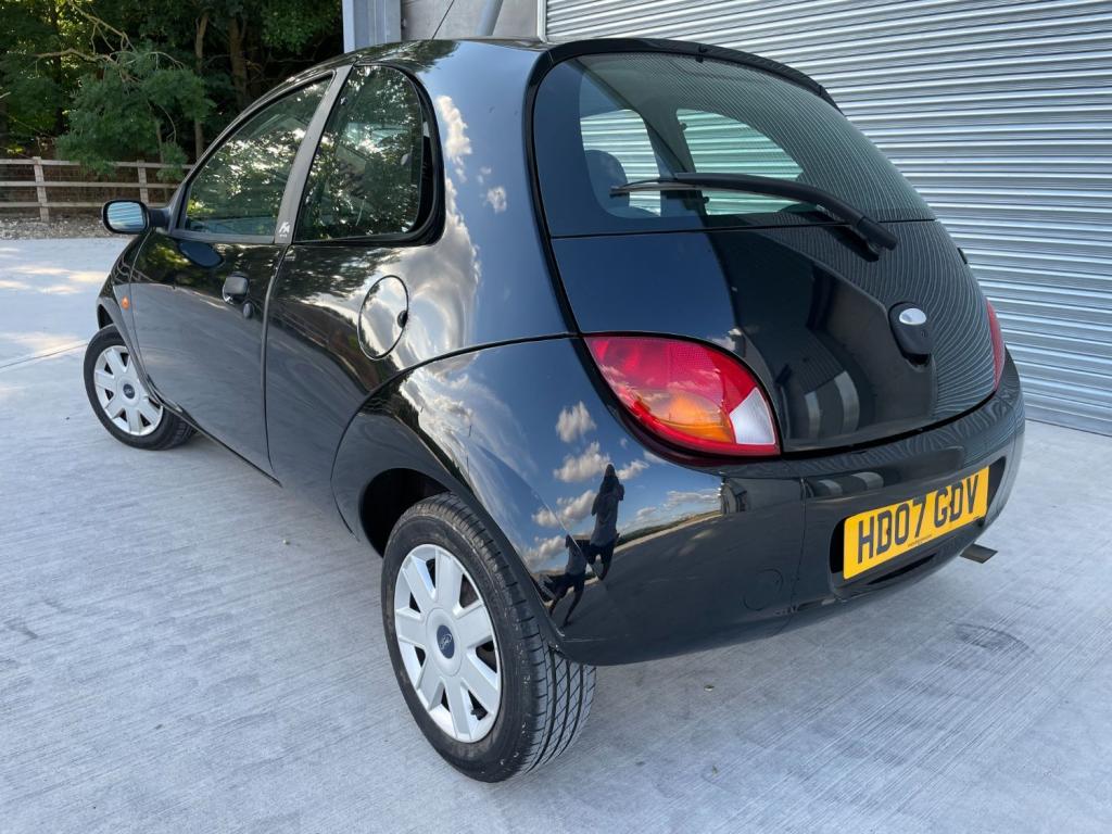 FORD KA