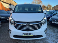 VAUXHALL VIVARO
