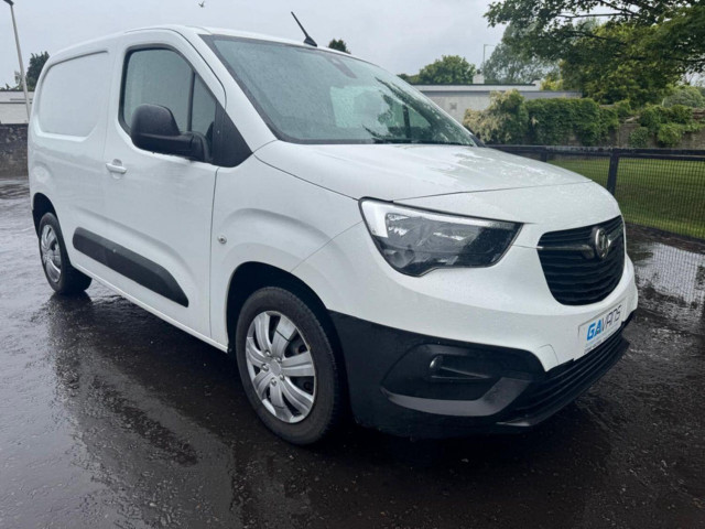 VAUXHALL COMBO 1.5 Turbo D 2000 Edition (2019/69)