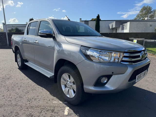 TOYOTA HILUX 2.4 D-4D Icon (2018/67)