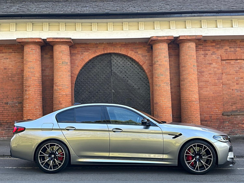 View BMW M5 4.4 M5 Competition Saloon