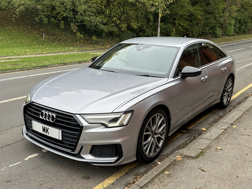 View AUDI A6 2.0 TFSI 40 Black Edition