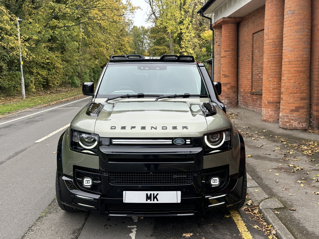 View LAND ROVER DEFENDER 110 3.0 D250 MHEV X-Dynamic SE