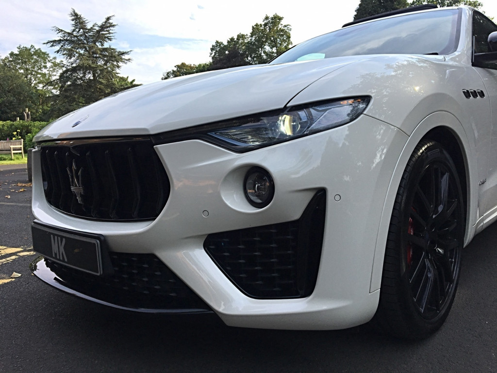 View MASERATI LEVANTE V6