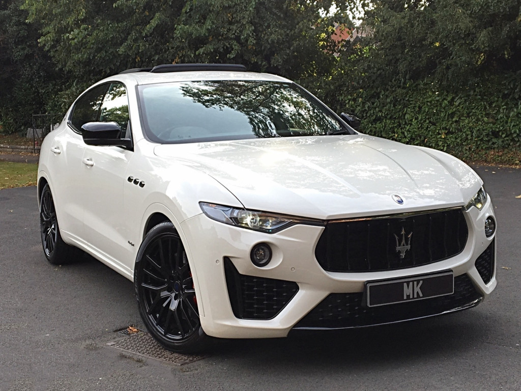 View MASERATI LEVANTE V6
