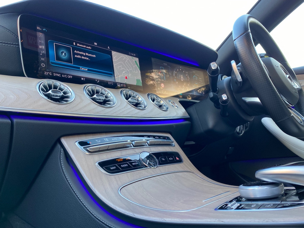 MERCEDES-BENZ E CLASS