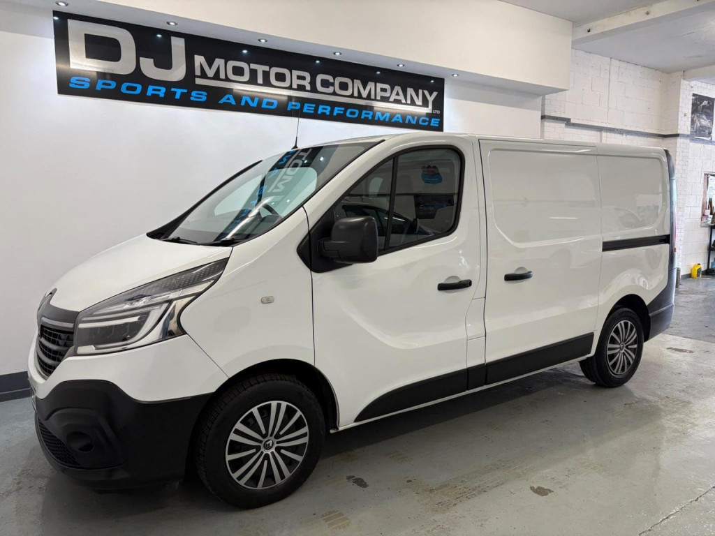 RENAULT TRAFIC