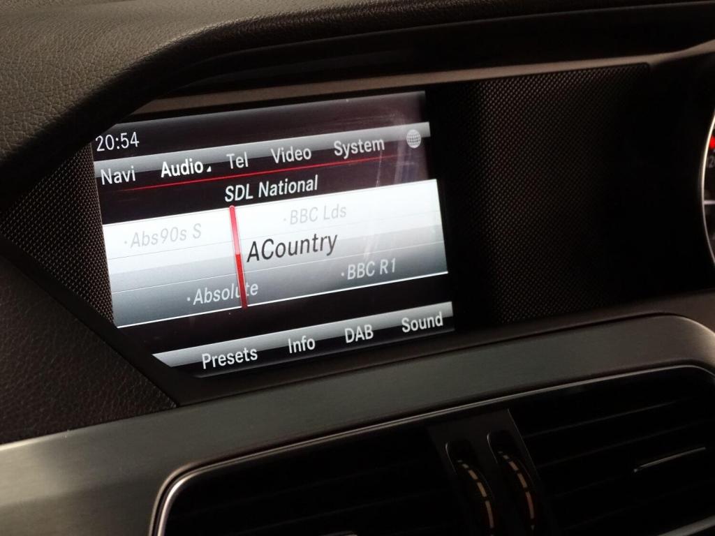 MERCEDES-BENZ C CLASS