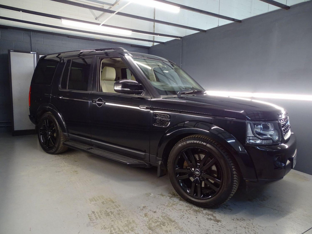 View LAND ROVER DISCOVERY 4 3.0 SD V6 HSE