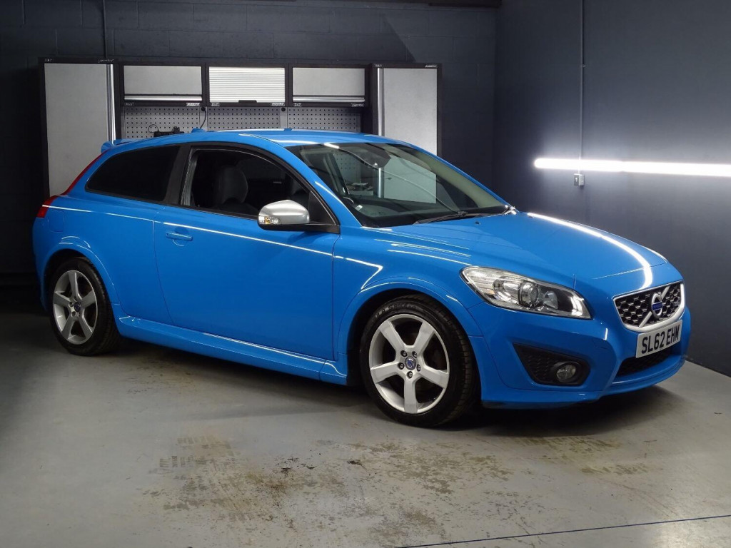 View VOLVO C30 2.0 R-Design