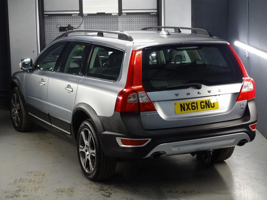 VOLVO XC70