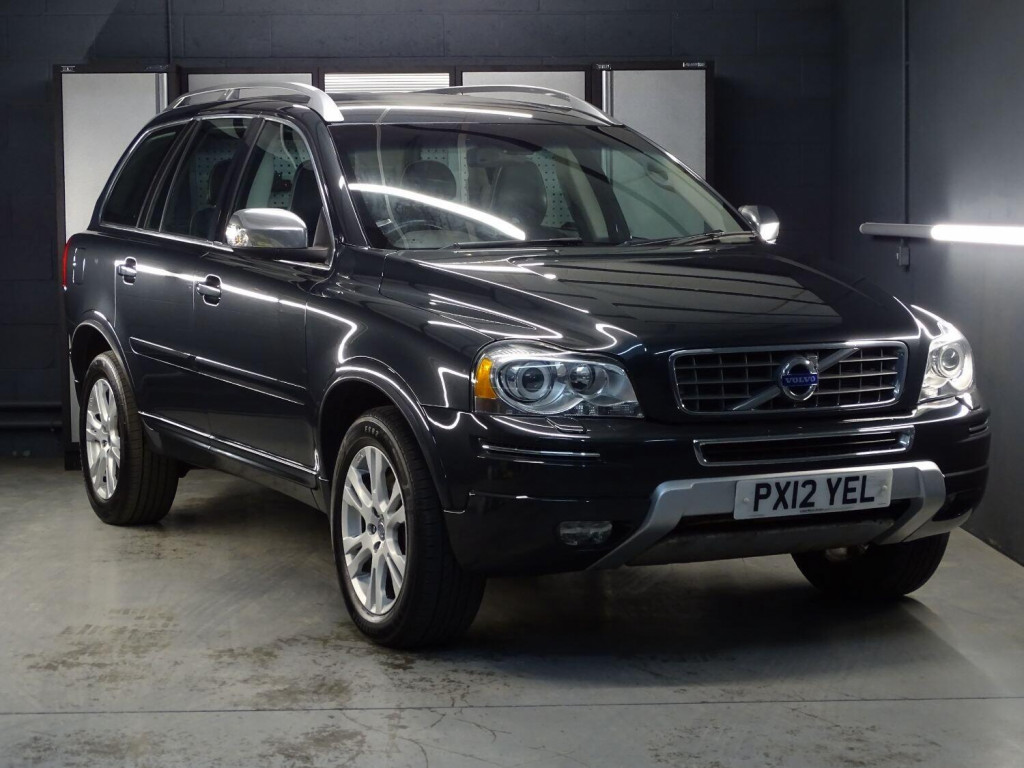 View VOLVO XC90 2.4 D5 SE Lux