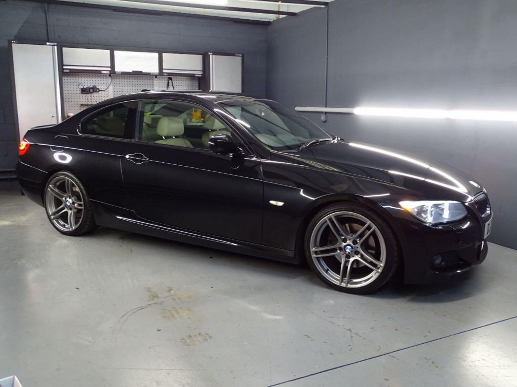 View BMW 3 SERIES 2.0 320d Sport Plus Edition Coupe