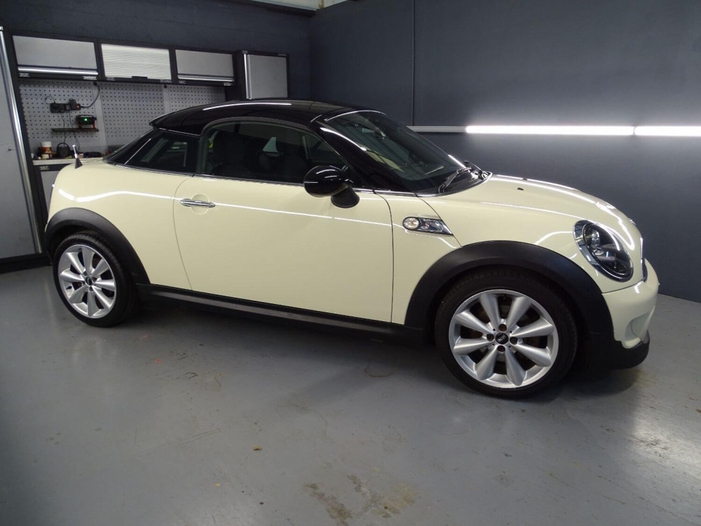 View MINI COUPE 2.0 Cooper SD Coupe