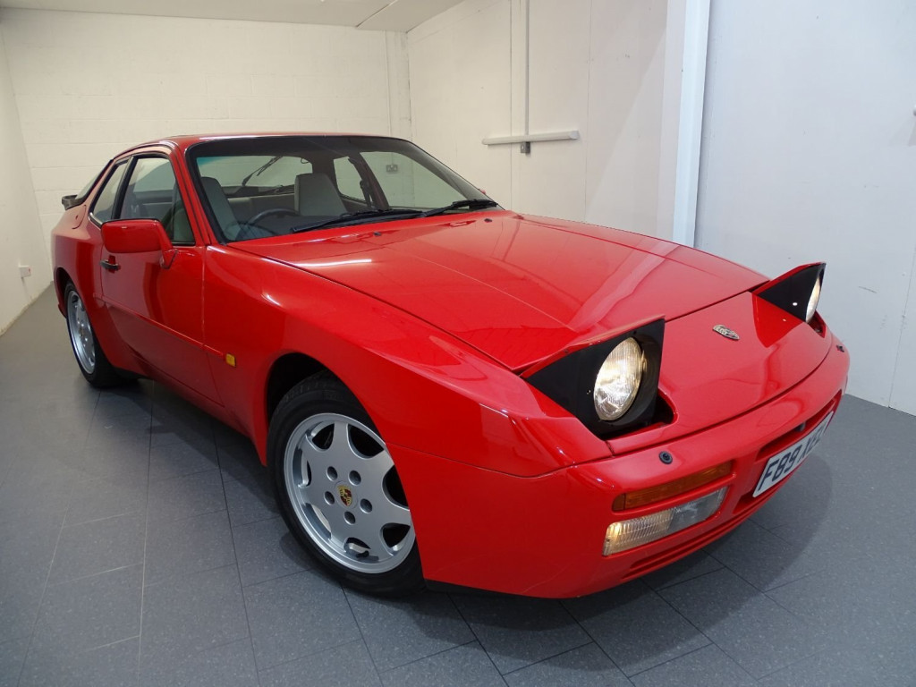 View PORSCHE 944 S2