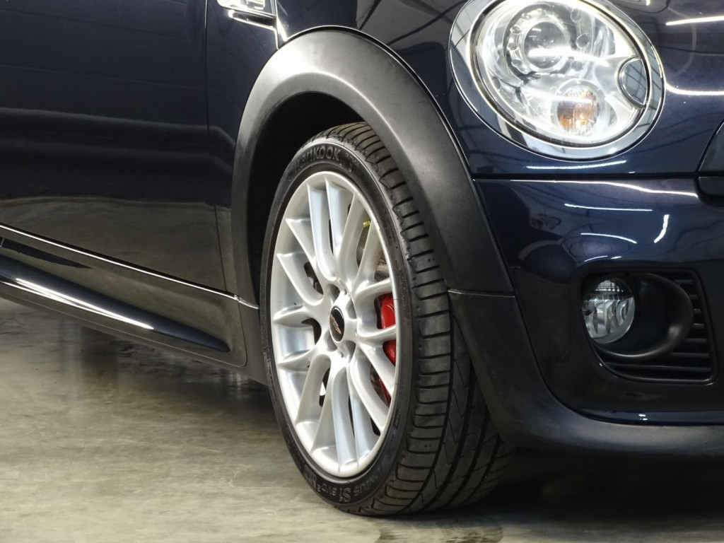 View MINI MINI JOHN COOPER WORKS