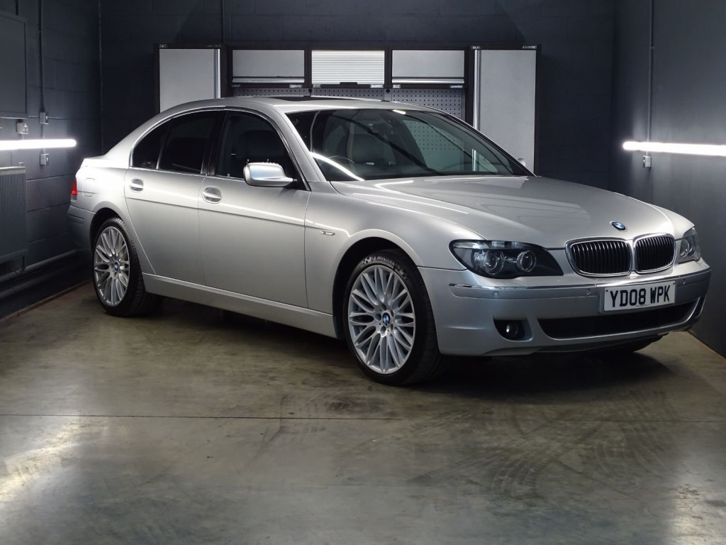 BMW 7 SERIES