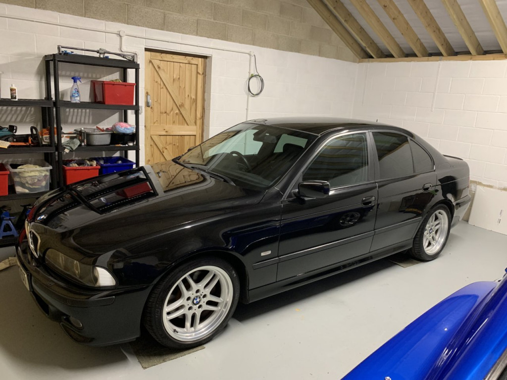 View BMW 5 SERIES 530I SPORT