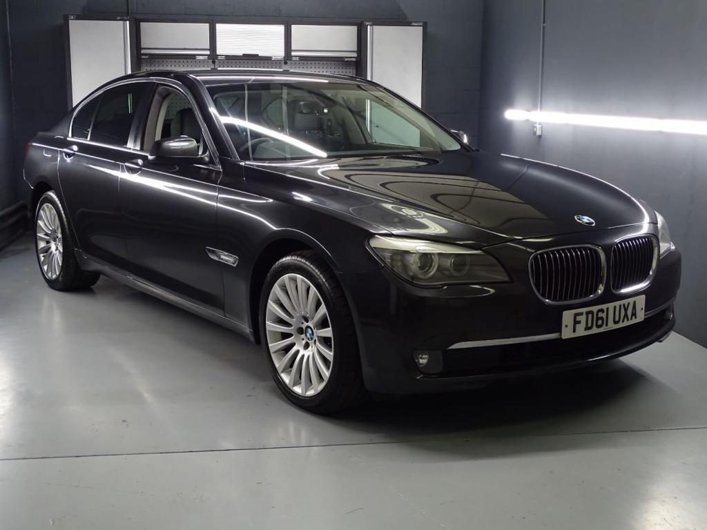 BMW 7 SERIES