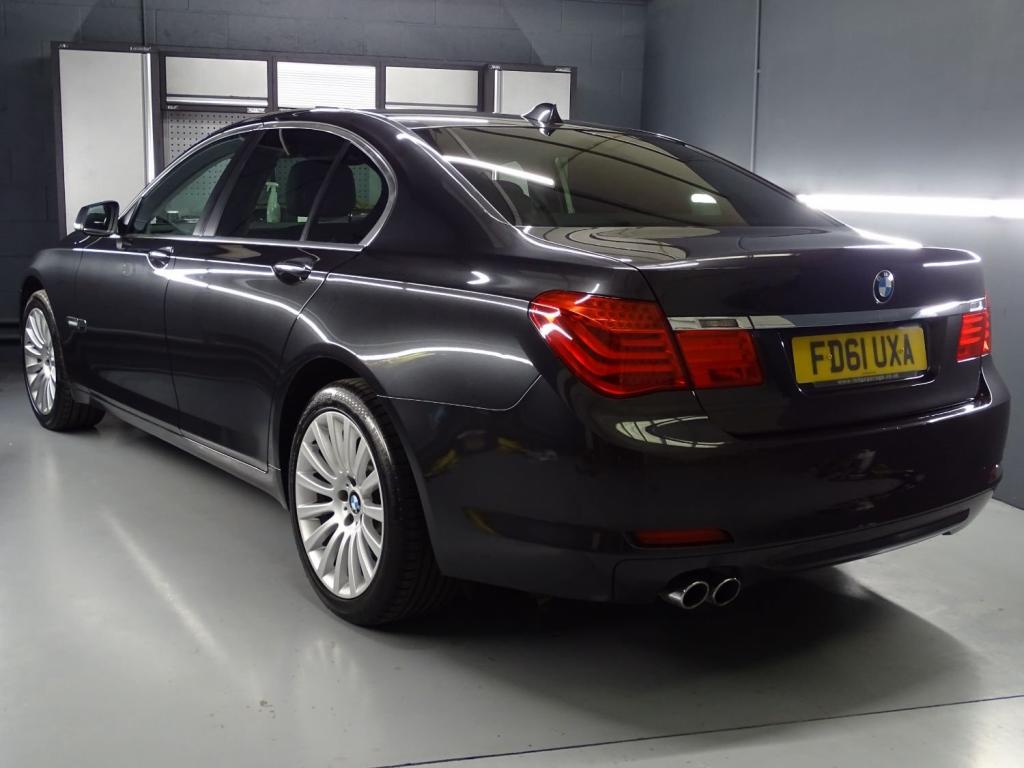 BMW 7 SERIES