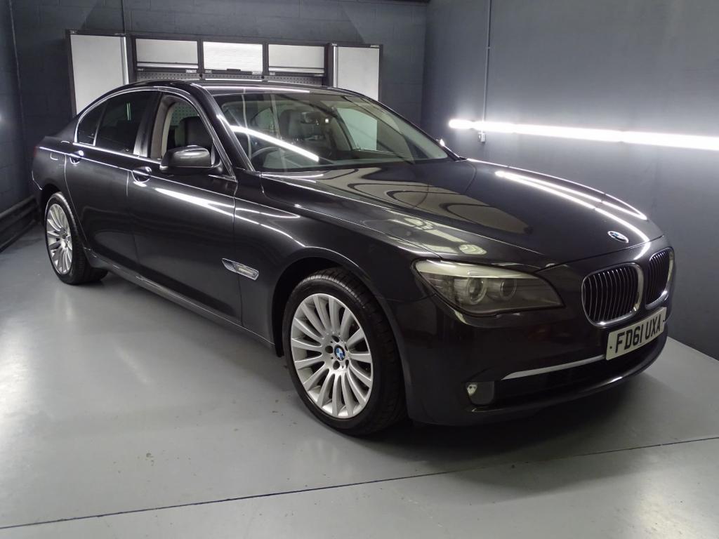 BMW 7 SERIES
