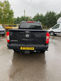 NISSAN NAVARA