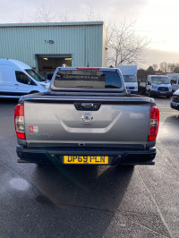 NISSAN NAVARA