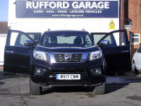 NISSAN NAVARA
