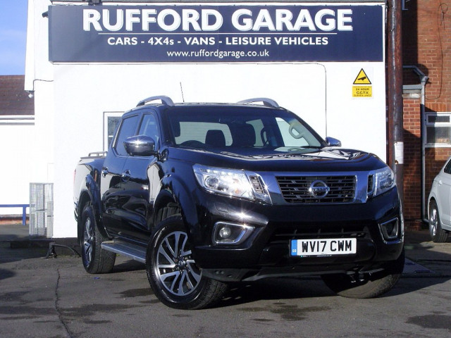 NISSAN NAVARA