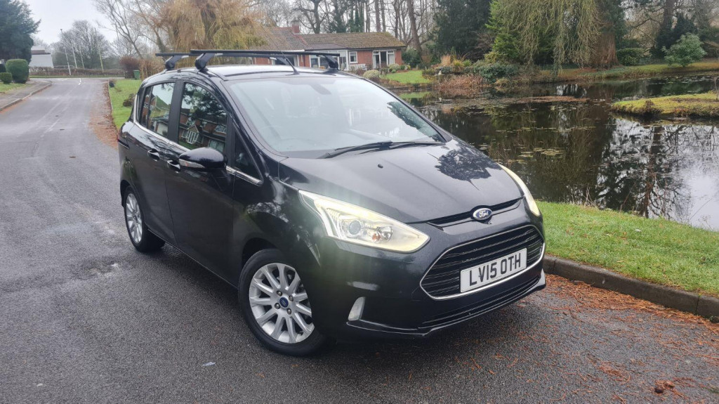 View FORD B-MAX 1.0 T EcoBoost Titanium
