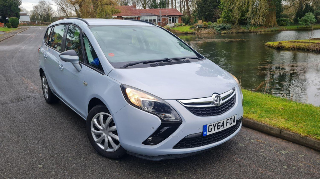 View VAUXHALL ZAFIRA TOURER 2.0 CDTi Exclusiv