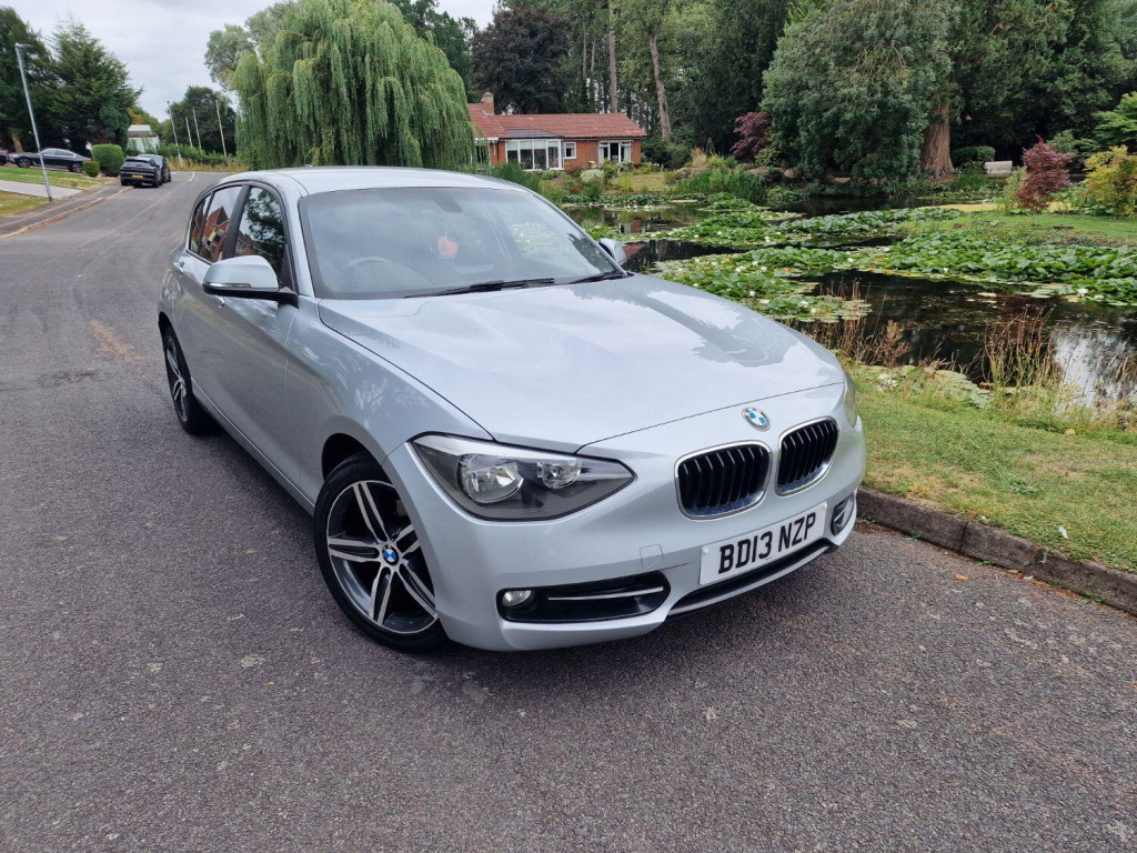 View BMW 1 SERIES 1.6 114i Sport 5-door
