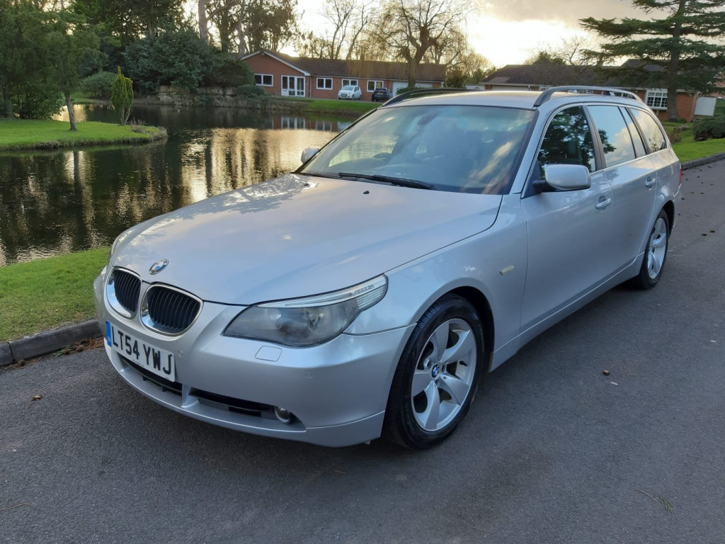 View BMW 5 SERIES 525I SE TOURING