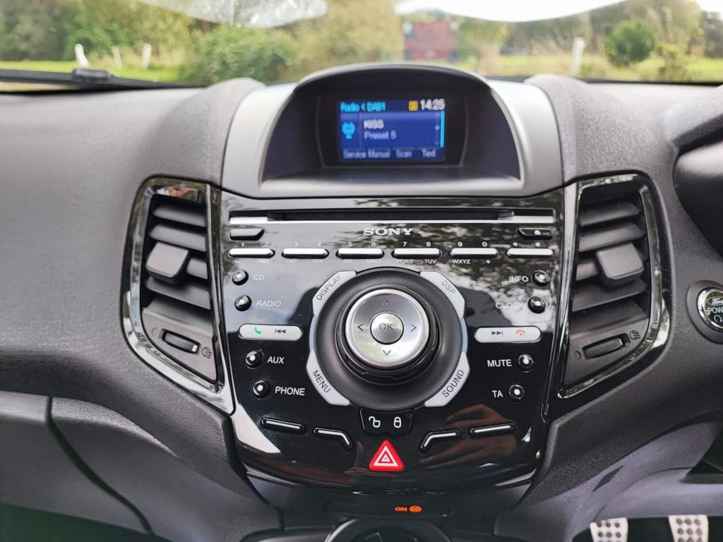 FORD FIESTA